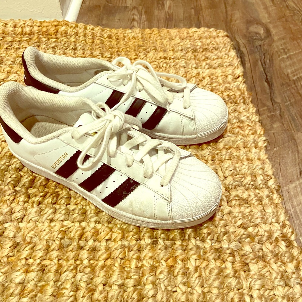 Adidas superstar sz 8 great condition
